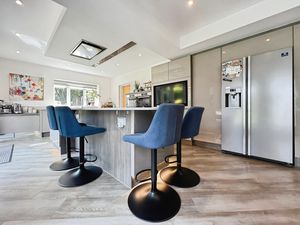 Photo 41- click for photo gallery